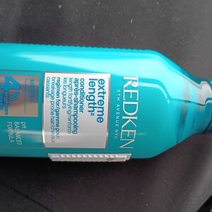 Redken Extreme Length Conditioner - Teal